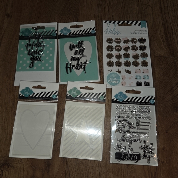 Lot of 17 Heidi Swapp Stamps, Cards Etc - Picture 5 of 5